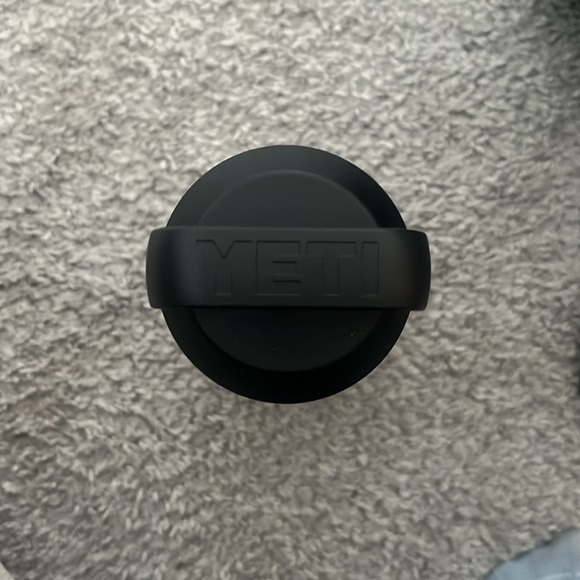 Black Yeti tumbler with engraved Z - Picture 2 of 5